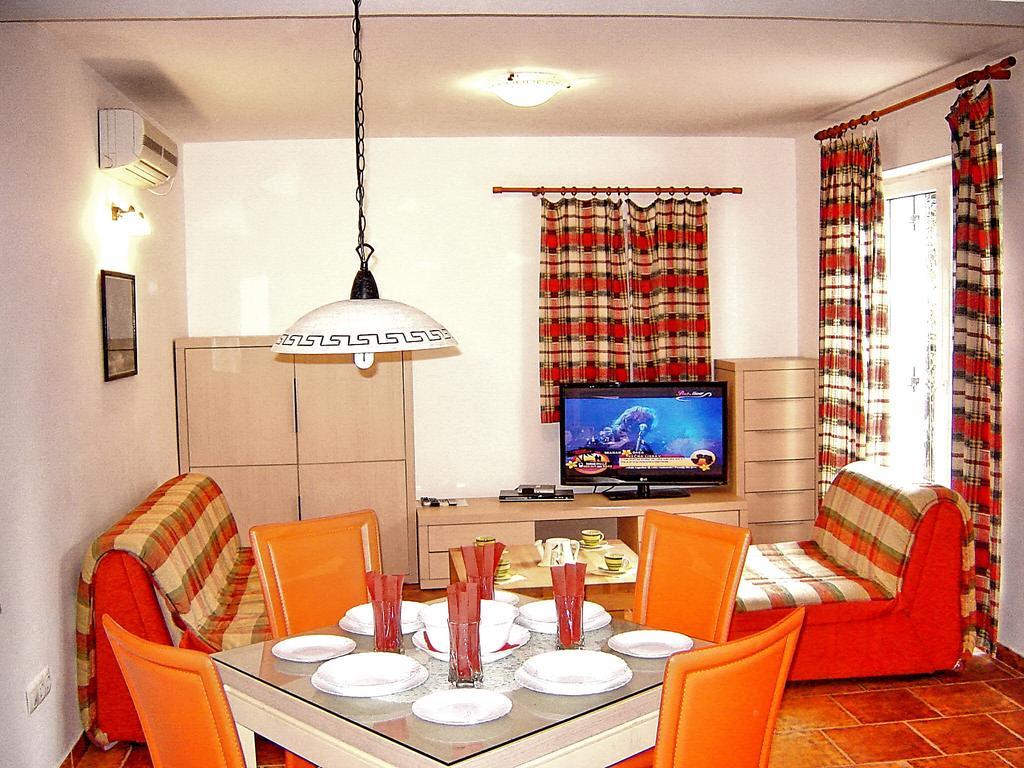 Apartments Maris Petrovac Quarto foto